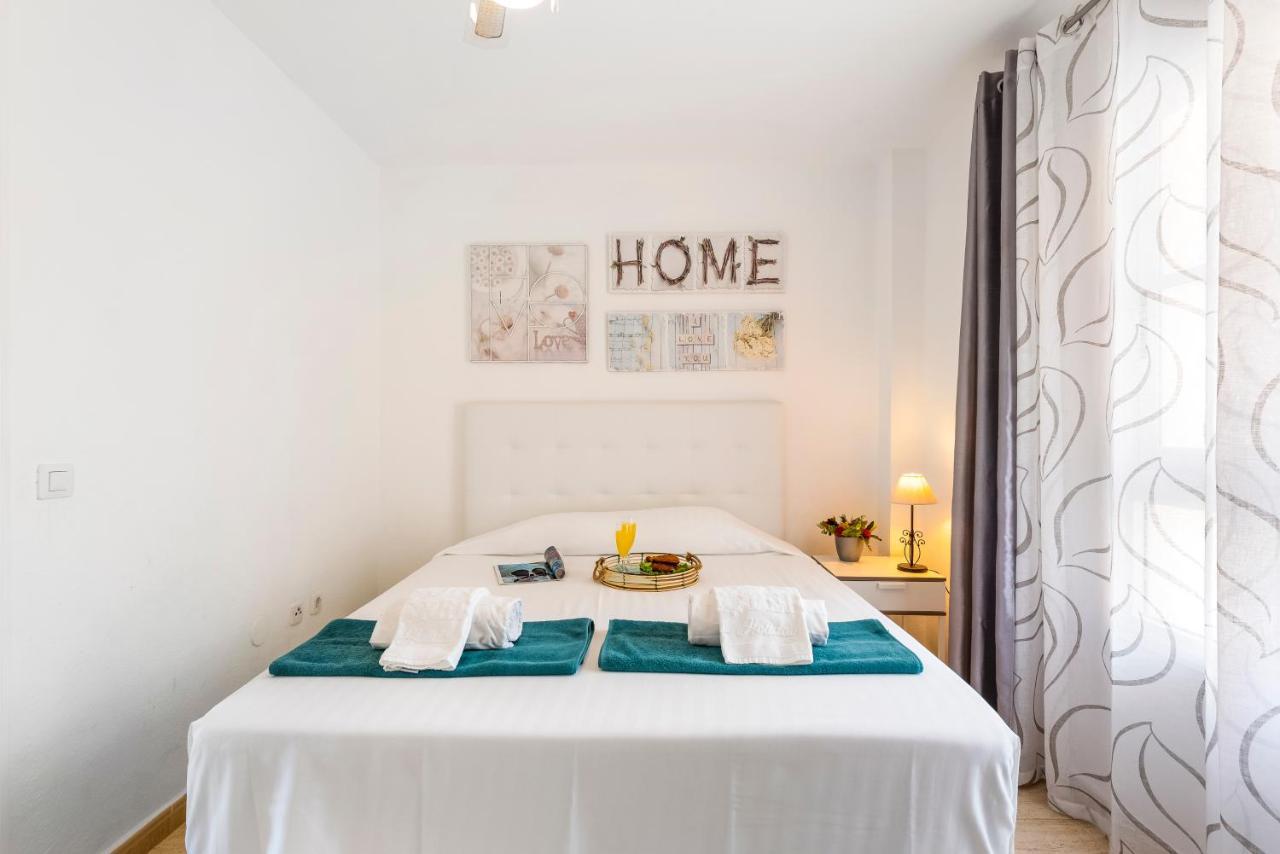 1314 Fabulous 2 Bedroom Accommodation Roof Terrace Callao Salvaje Luaran gambar