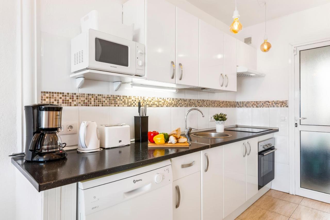 1314 Fabulous 2 Bedroom Accommodation Roof Terrace Callao Salvaje Luaran gambar